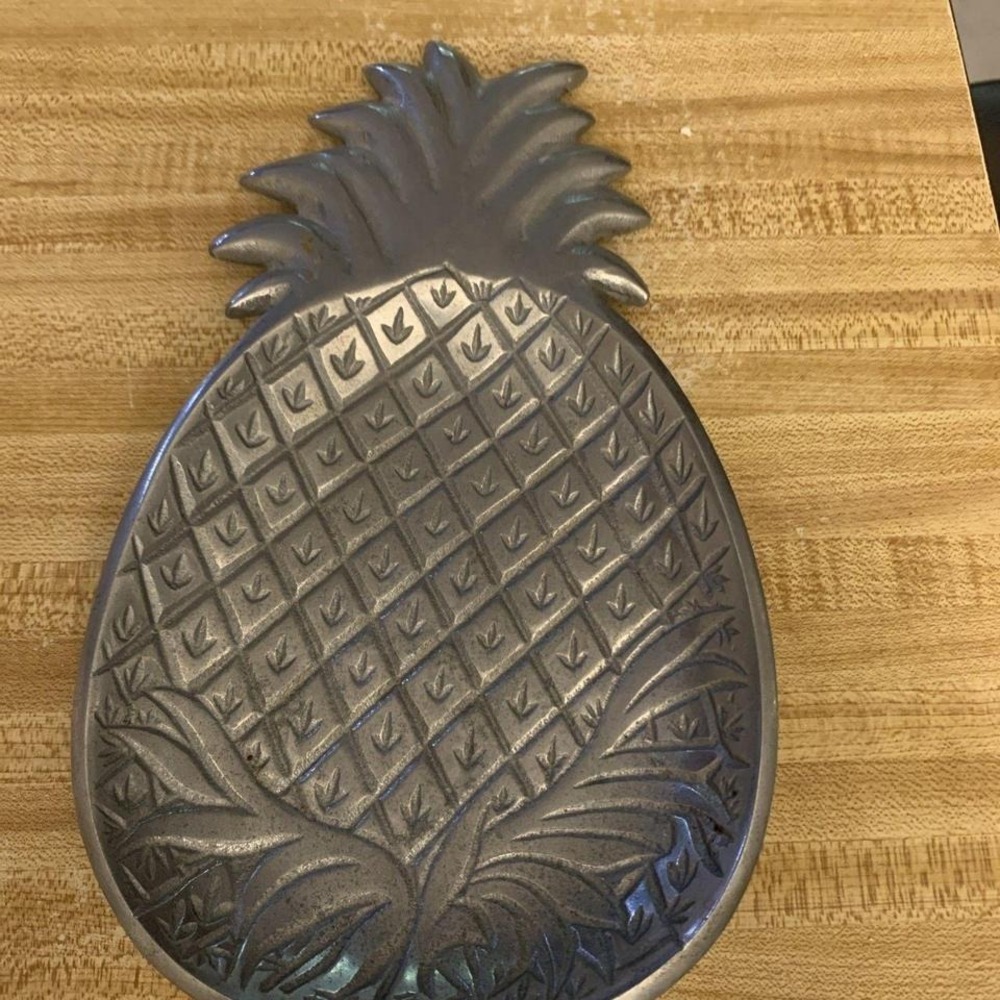 Pineapple Dish/Tray Cast Aluminum Silver
